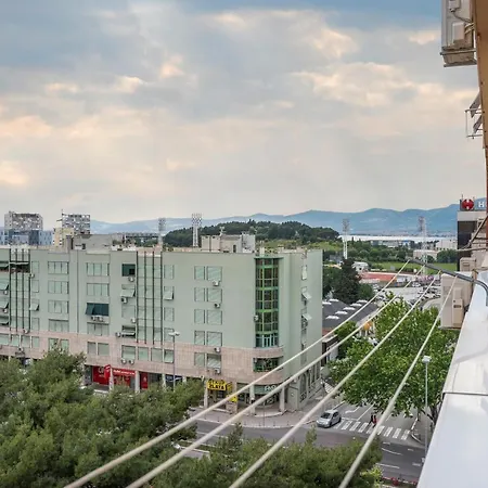 Sunshine Apartment *